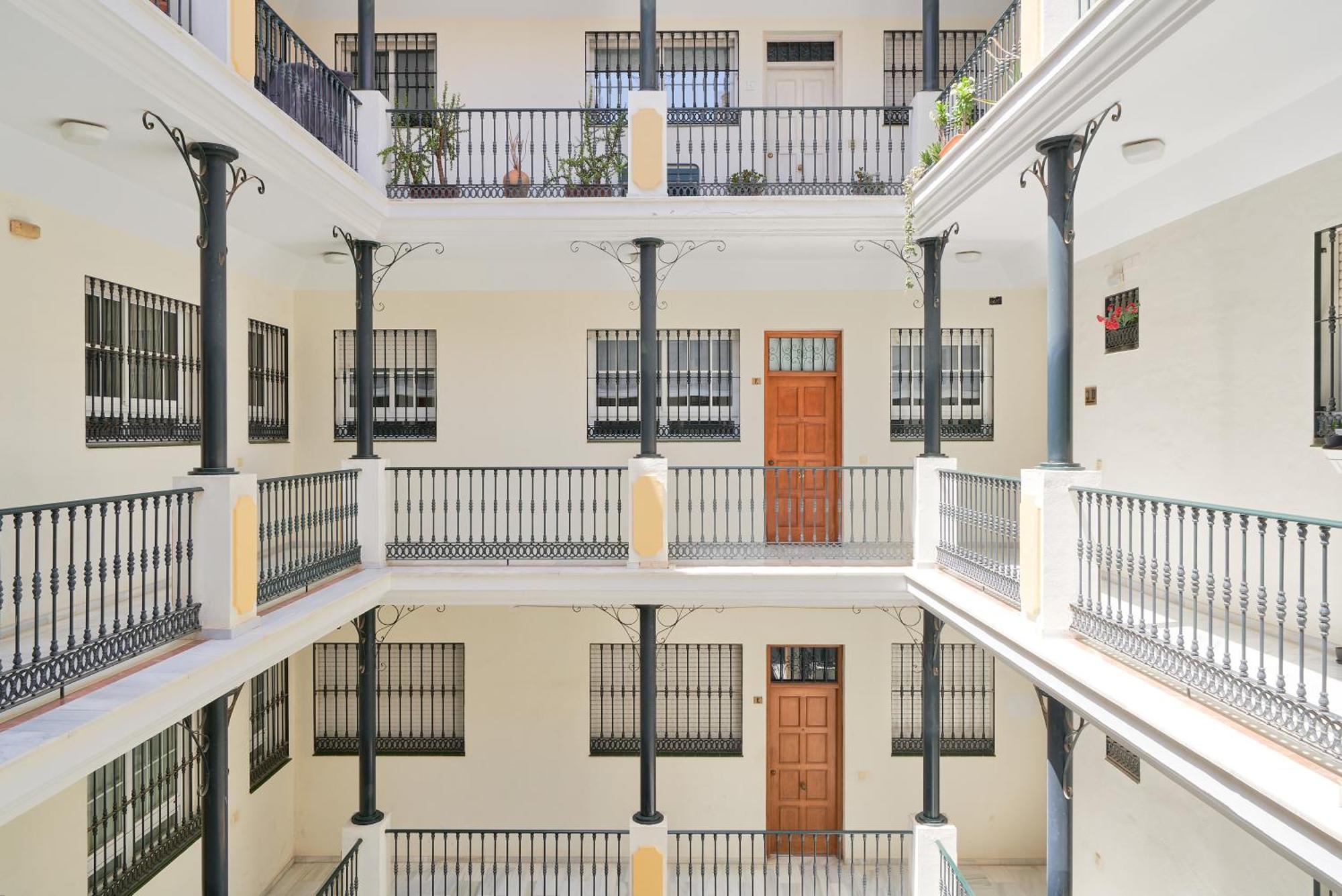 Iloftmalaga Carreteria - Rosaleda Apartment ภายนอก รูปภาพ